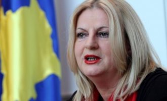 Tahiri i reagon Lajçakut: Jo Kosova, por Serbia duhet ta ndryshojë Kushtetutën