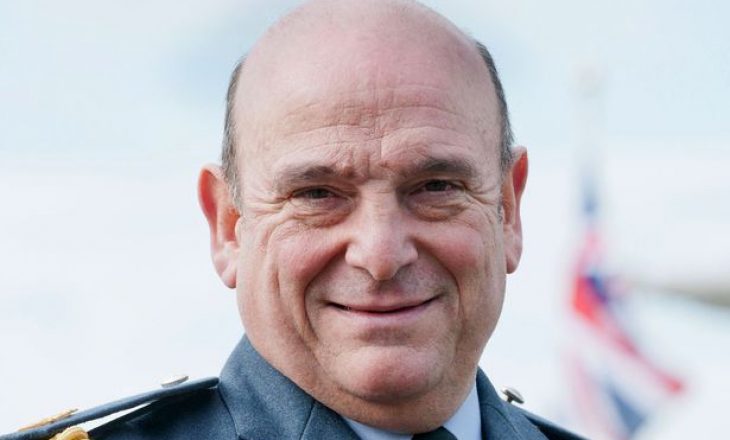 Veterani i luftës në Kosovë drejton luftën e Britanisë kundër ISIS