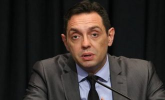 Vulin: Kadri Veseli është përgjegjës për bllokimin e rrugës në Drenicë