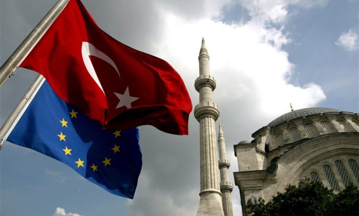 BE-Turqi, samit për krizën me refugjatë në mars