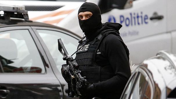 Policia e Belgjikës arreston 10 persona të dyshuar për terrorizëm
