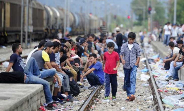 Maqedonia mbyll kufijtë për refugjatët afganë