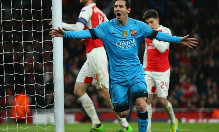 Messi “gjunjëzon” Arsenalin