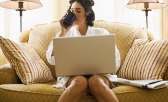 Pesëmbëdhjetë punët nga shtëpia, të përshtatshme për prindërit