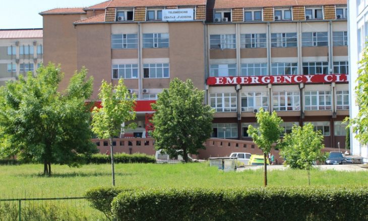 Rrahmani: Mjekët turq kryen 122 operacione brenda javës