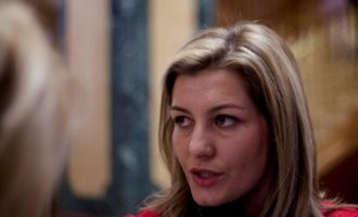 Lama: Kosova të ndalojë mbajtjen e burkës nëpër vende publike