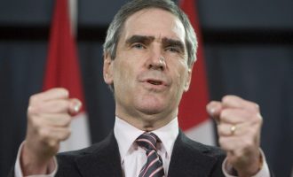 “Gjermania duhet t’i kthejë kosovarët që ta zgjidh krizën e refugjatëve në Evropë”