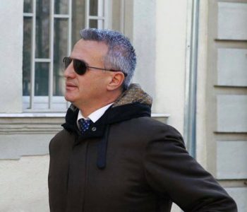 Drama primitive politike