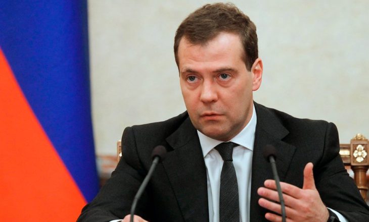 Kryeministri rus paralajmëron për një “luftë të re të ftohtë” 
