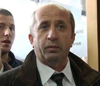 Skandali i Dekanit të Ndërtimtarisë   