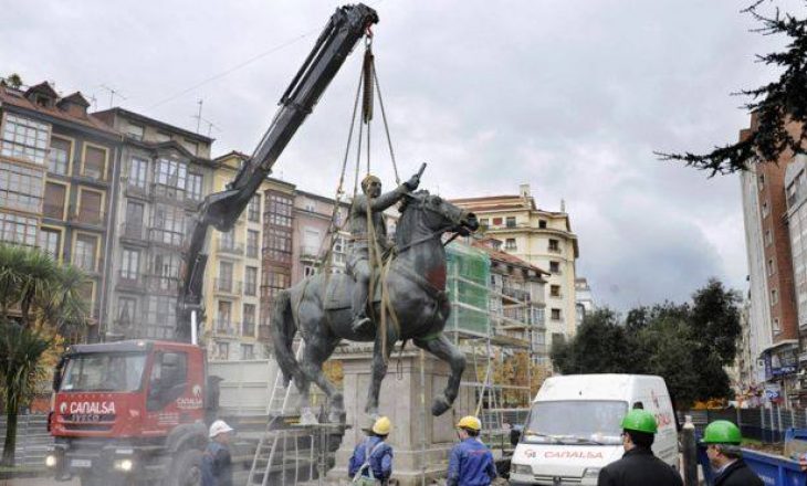 Spanja zhdukë gjurmët e komunizmit