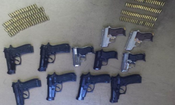 Policia arreston një person për import, eksport e prodhim armësh