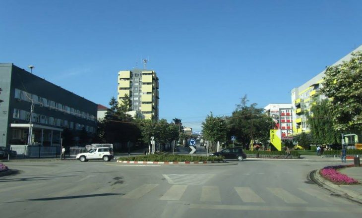 Vazhdon bllokimi i punimeve në rrugën që lidh 2 lagje të Gjilanit