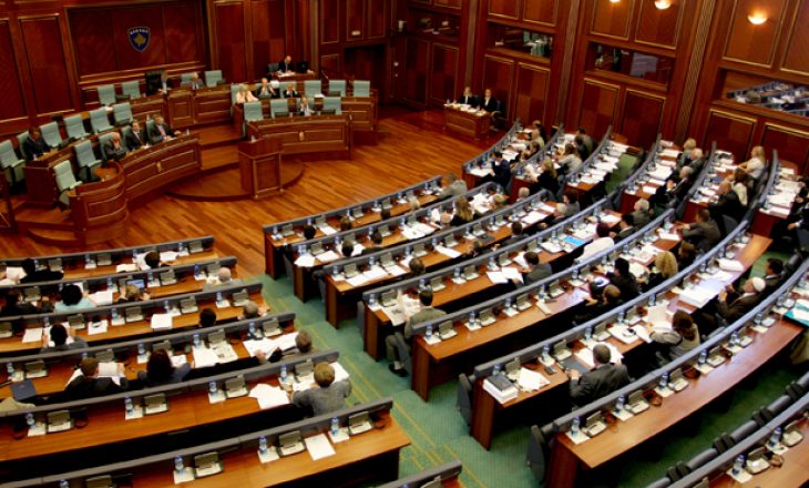 Kuvendi dështon ta votojë marrëveshjen ku Kosova përfaqësohet me fusnotë