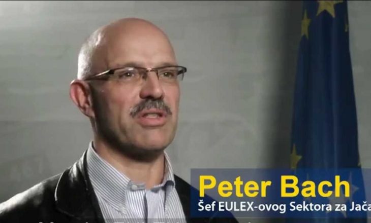 Skandal në drejtësi: Zyrtari i lartë i EULEX-it detyron gjyqtaren ta ndryshojë vendimin