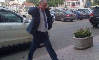 Zëvendëskryeministri dyshon se takimi i Ahmetit në jaht ka të bëjë me korrupsion