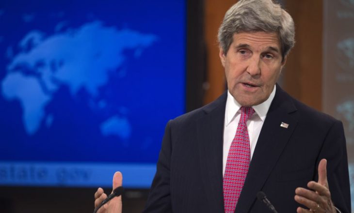 Kerry porositë stafin e Departamentit të Shtetit të bashkëpunojnë me Trump