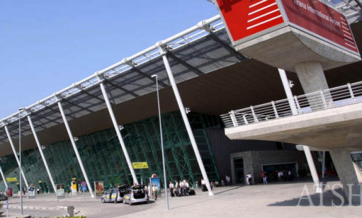 Aeroporti i Rinasit shitet për 90 milion dollarë