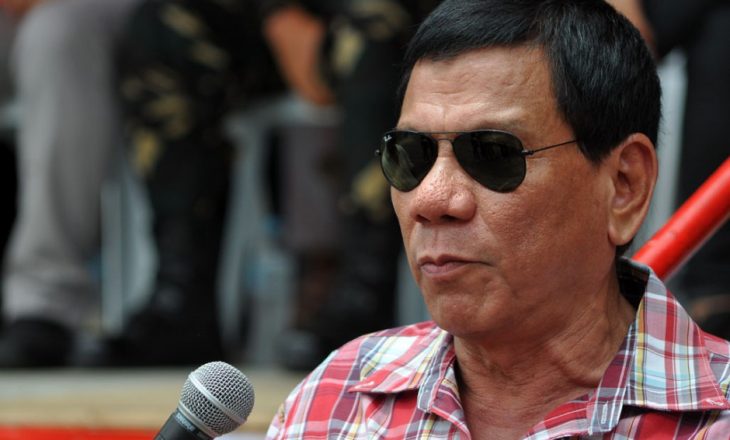 Presidenti i Filipineve pendohet që ofendoi Obaman