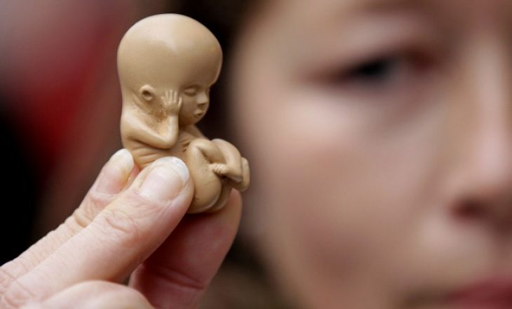 Shifra alarmante të abortit në klinika të palicencuara