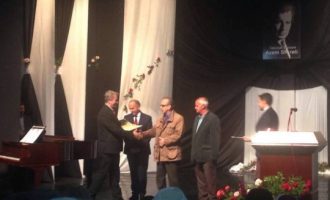 Ismail Kadare, “Qytetar Nderi” i Pejës