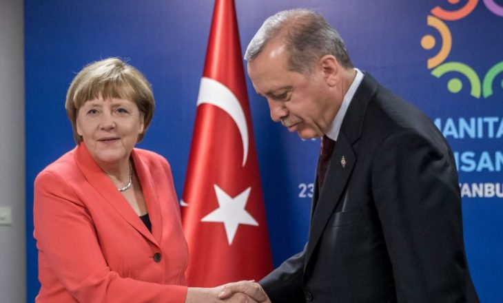 Gjermania bën thirrje për dialog pas referendumit në Turqi