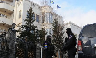 Prokuroria: Ish-ambasadori Giffoni ishte në shërbim të Ukë Rugovës