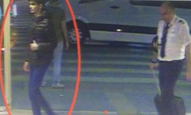 Publikohen fotot e para të autorëve të sulmeve në Stamboll