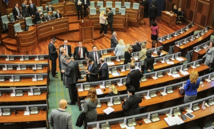 Kuvendi nuk arrin të miratojë as një të tretën e ligjeve të parapara