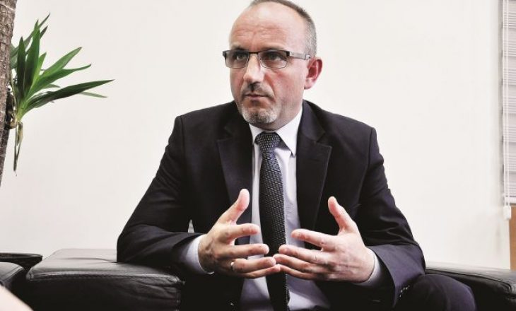 Pasuria e njeriut që udhëheq sektorin më të varfër në Kosovë