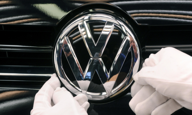 VW pranon fajësinë për “mashtrimin me emetimin e gazrave”