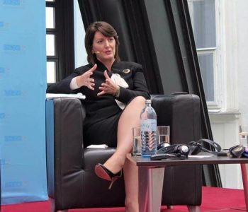 Bota duhet ta dijë historinë e grave të dhunuara në Kosovë