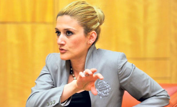 Kusari-Lila do të kandidojë edhe për një mandat si kryetare e Gjakovës