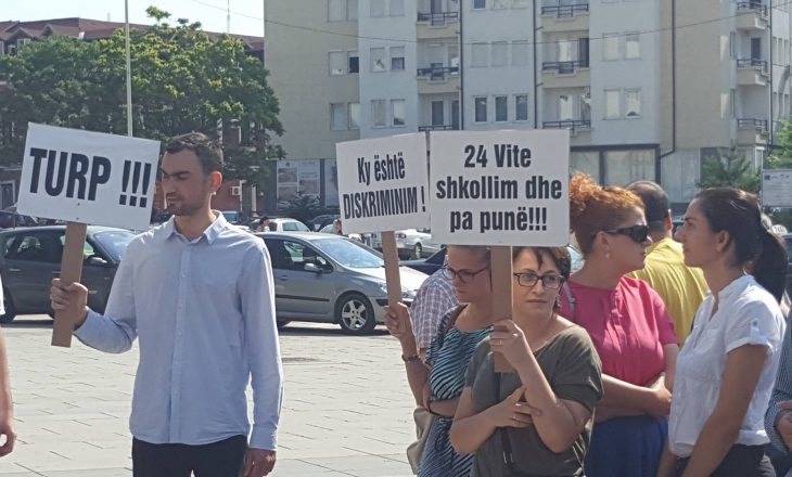 Specialistët e mjekësisë kërkojnë punë