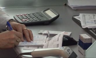 Komuniteti i biznesit mirëpret afatin shtesë për faljen e borxheve