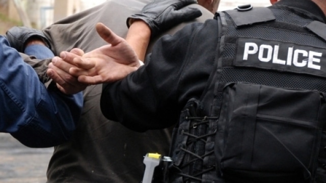 Arrestohen katër romë të dyshuar për vjedhje të radiatorëve