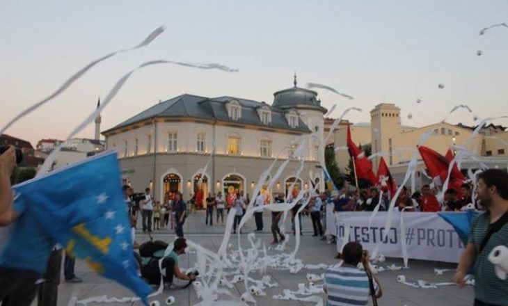 Protesta kundër Grabovcit zhvendoset para Prokurorisë