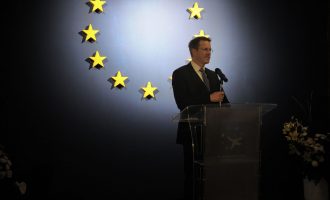 Zhbogar ka një porosi para se të largohet nga Kosova dhe një arsye të kthehet prapë