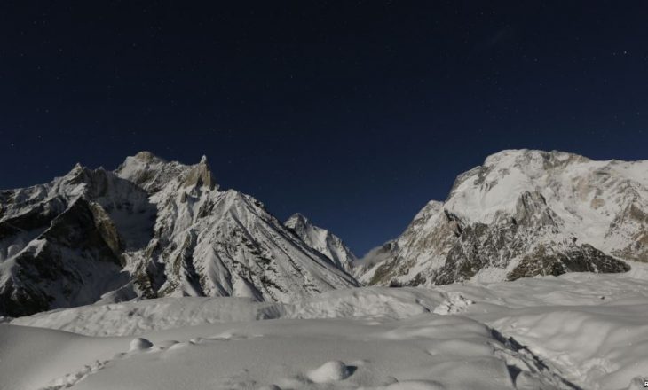 Pakistan: Dy alpinistët amerikanë besohet se kanë vdekur