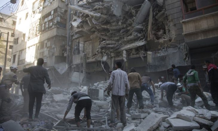 Sulmet ajrore godasin qytetin e Alepos