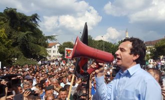 LIVE: Përfundon protesta, opozita e cilëson fitore