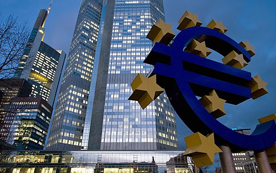 Ekonomia e Eurozonës vazhdon të jetë në rënie