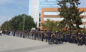 Gazetari i Klan Kosovës është liruar pas intervistimit