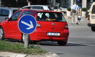 Kosovarët presin për targa, por jo Brukseli