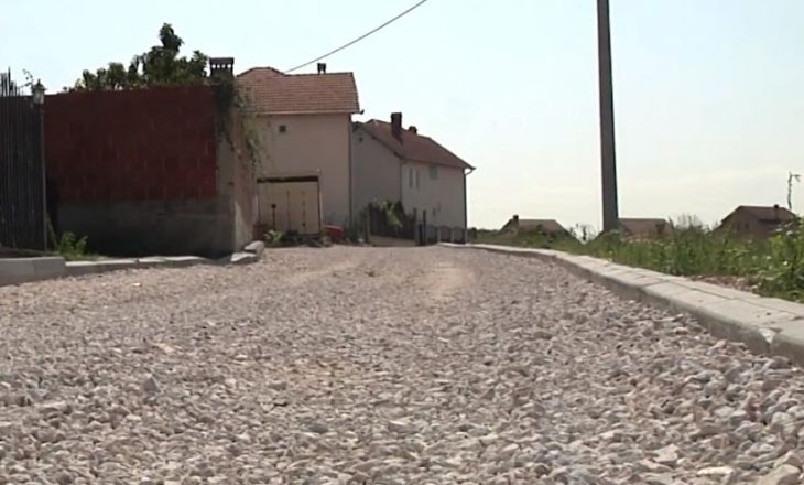 Rruga e “bllokuar” nga i ati i zëvendëskryeministrit të Kosovës