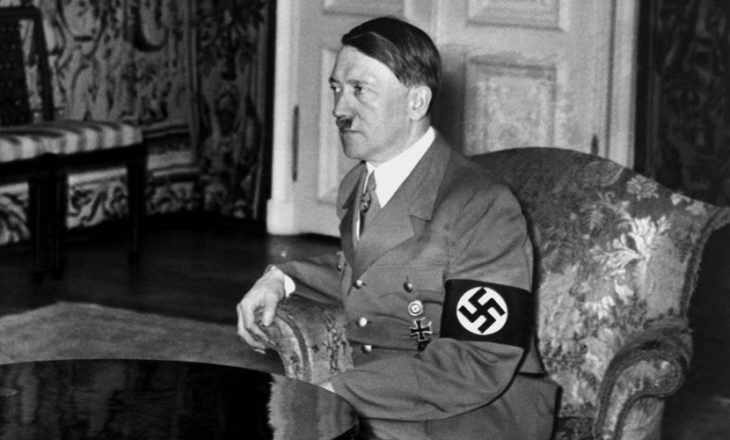 Bota ishte e dashuruar me simbolin e Svastikës deri kur e “vodhi” Hitleri