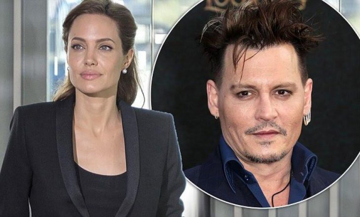 Angelina Jolie mbështetet tek Johny Deep