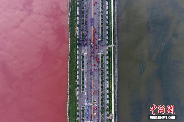 Liqeni që është shndërruar në atraksion turistik në Kinë