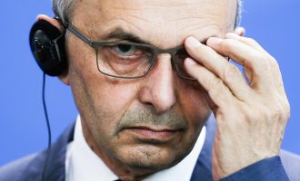 LDK lavdëron kryeministrin: Rrënimi i murit pasqyron lidership të guximshëm