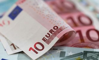 250 milionë më pak nga remitencat këtë vit, thotë Kelmendi